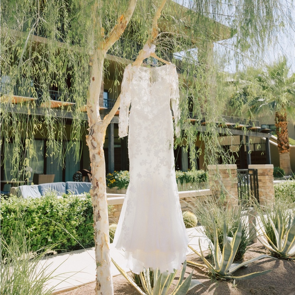 Pronovias wedding dress size 10
